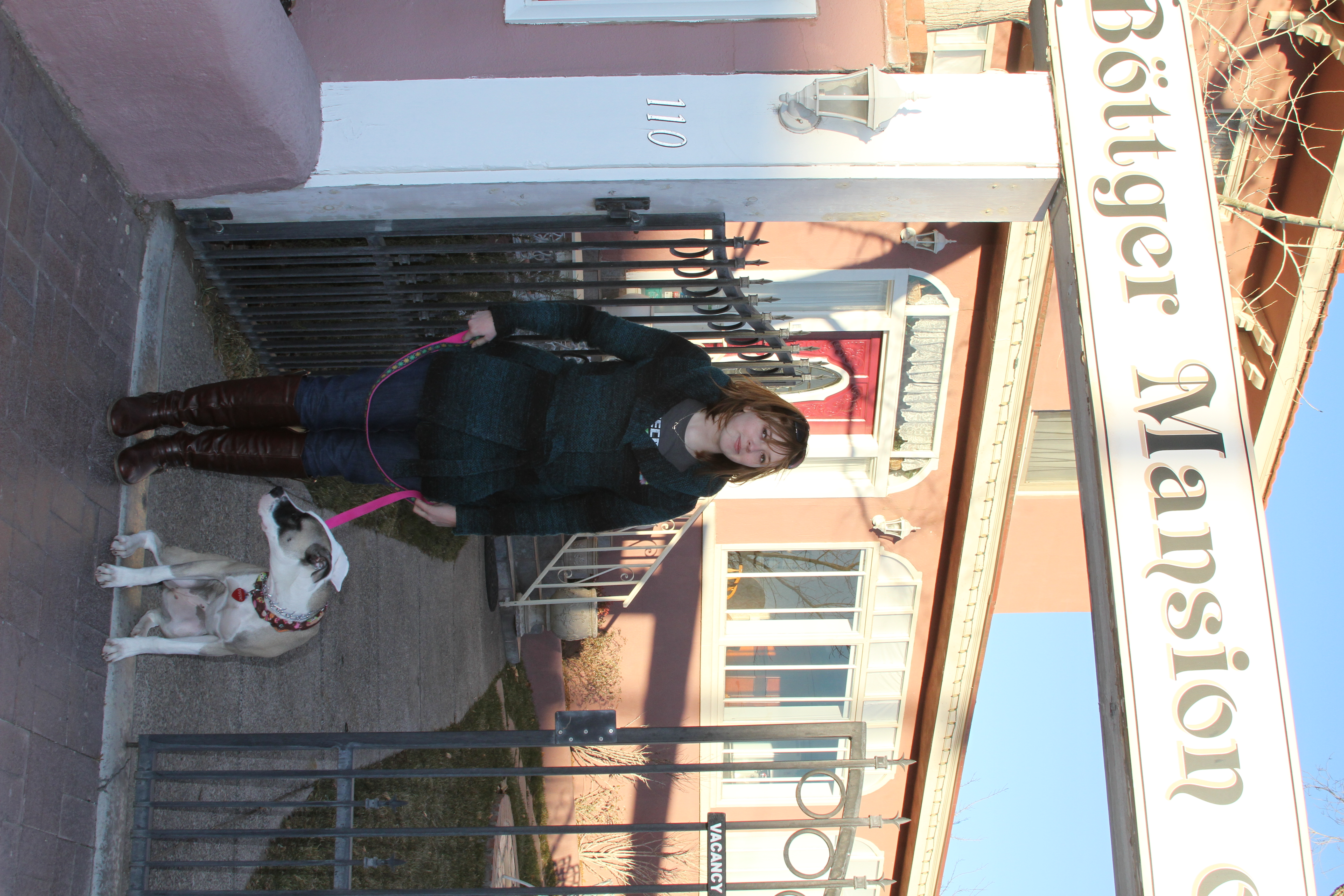 Pet Friendly Stays in Albuquerque Just Short of Crazy