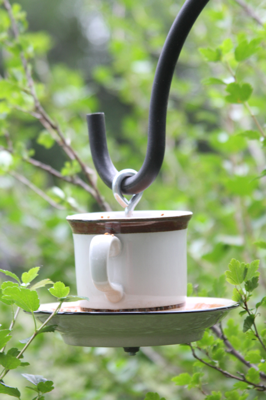 Upcycle Coffee Cup Bird Feeder Tutorial {Under 5 Craft} Just Short