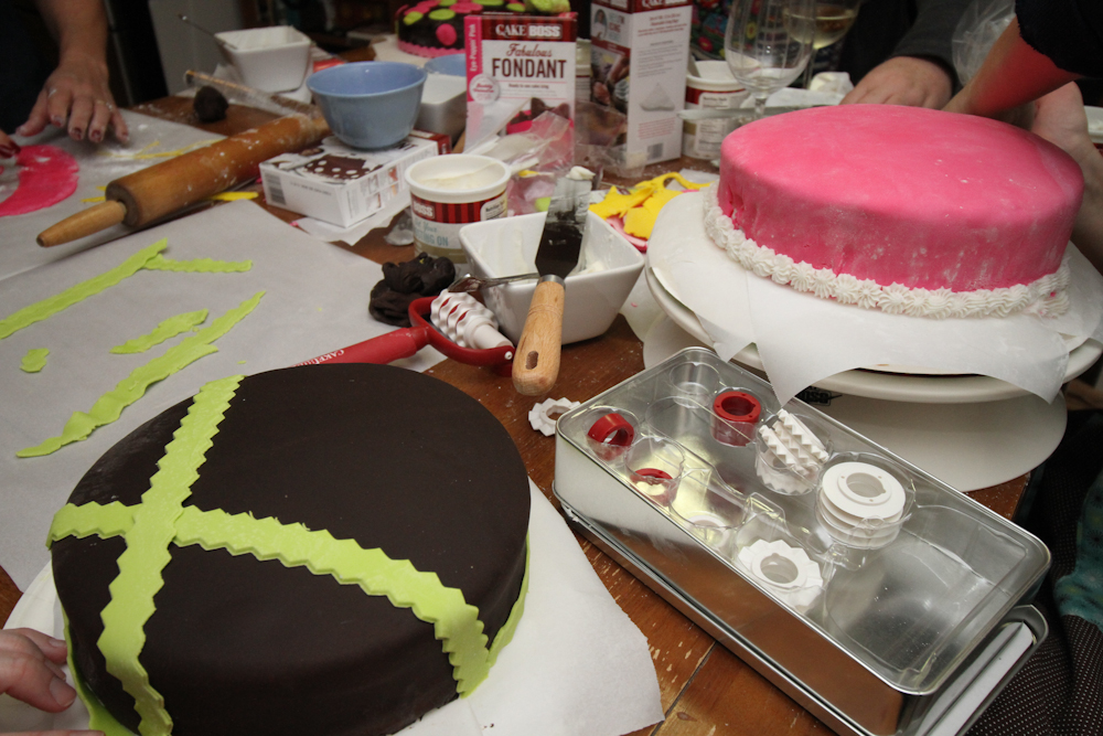 Hosting A Fun Cake Boss Cake Decorating Party Just Short
