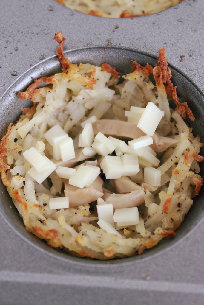 Enjoy our freezer friendly Mini Mushroom & Egg Hashbrown Casserole Recipe for a great protein packed breakfast option everyone will love!