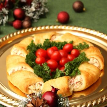 Christmas Appetizer Wreath