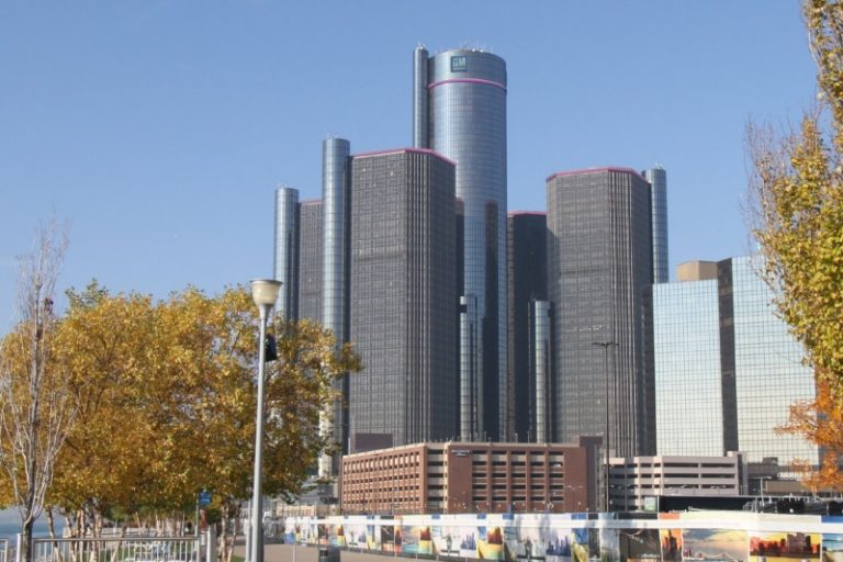 Three Great Reasons to Visit Detroit Now
