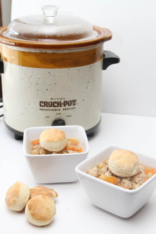 slow cooker turkey and chickpea soup