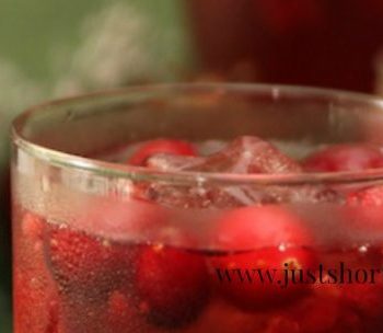 Cran Raspberry Whiskey cocktail