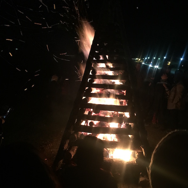 Bonfires on the Levee A Louisiana Holiday Tradition Just Short of Crazy