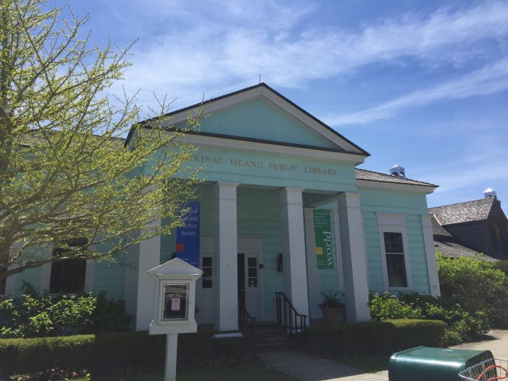 outside the mackinac island public library building 