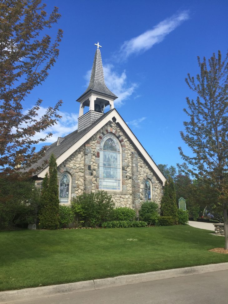 Old Stone Church on mackinac island 44