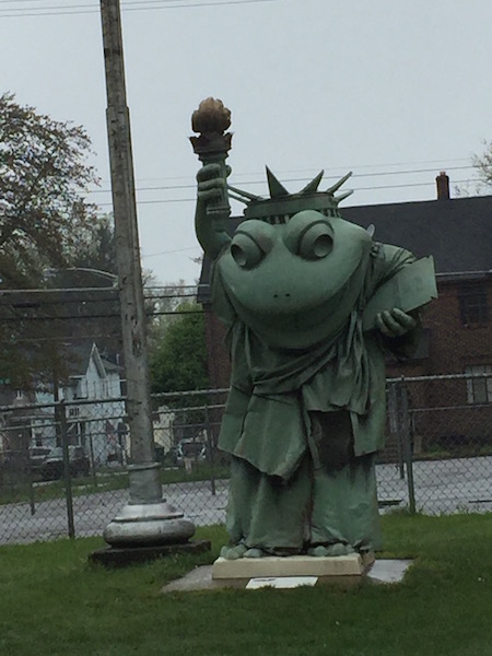 erie pa roadside attractions