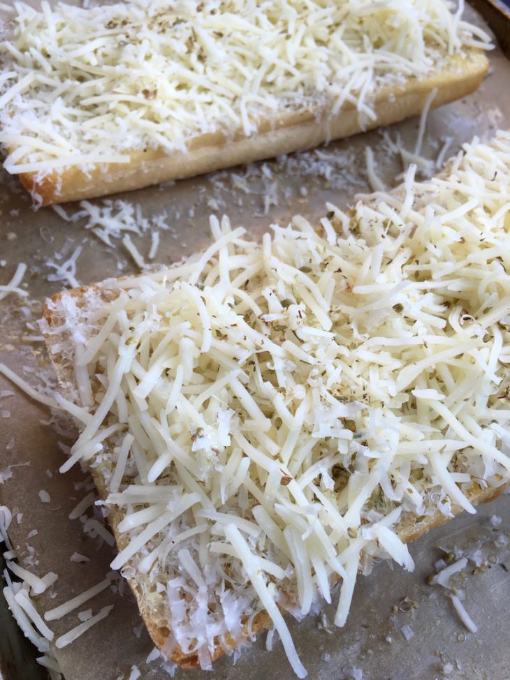 easy cheesy garlic bread