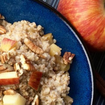 Slow Cooker Apple-Cinnamon Oats Recipe