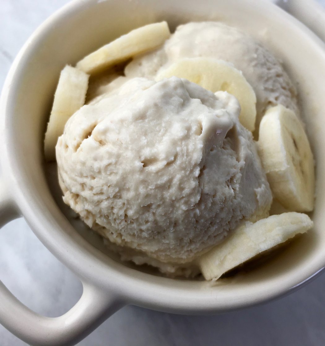 Banana Cream Frozen Yogurt Recipe - Just Short of Crazy