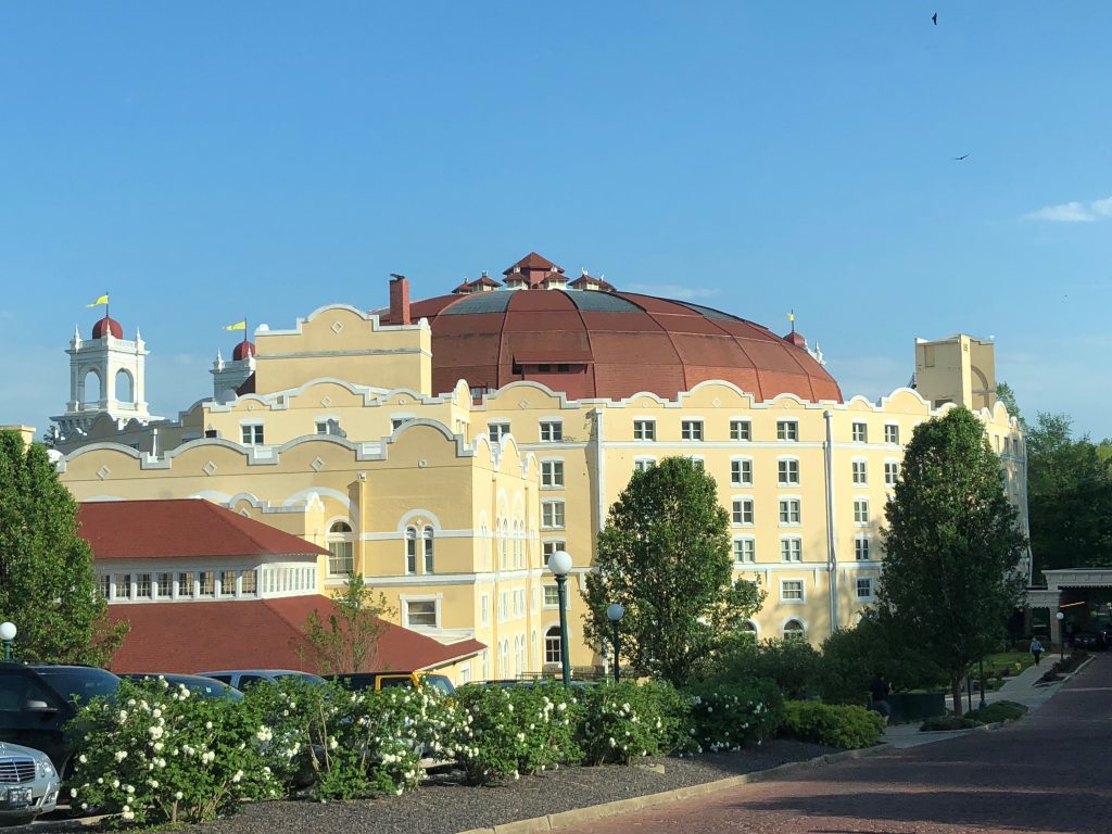 The story of French Lick Resort is long and fascinating. It's all because of the water that French Lick Resort in Indiana stands today. This is definitely a resort you want to put on your must visit list!