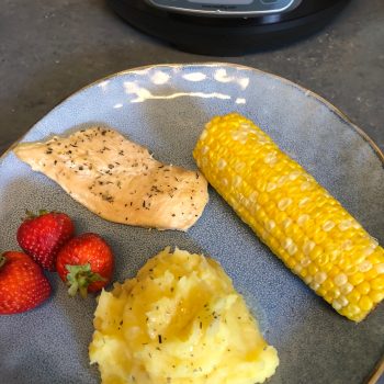 Mealthy Multipot makes a healthy, balanced lunch in 20 mintues. 20 minute melas.