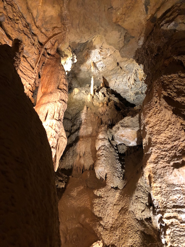 Lincoln Caverns