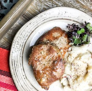 Instant Pot Boneless Pork Chops & Mashed Potatoes Recipe