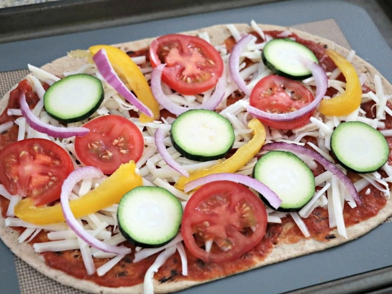 3 Point Weight Watchers Flatout Flatbread Pizza