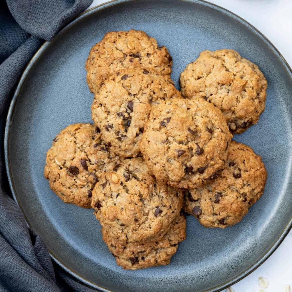 Almond Flour Oatmeal Cookies.