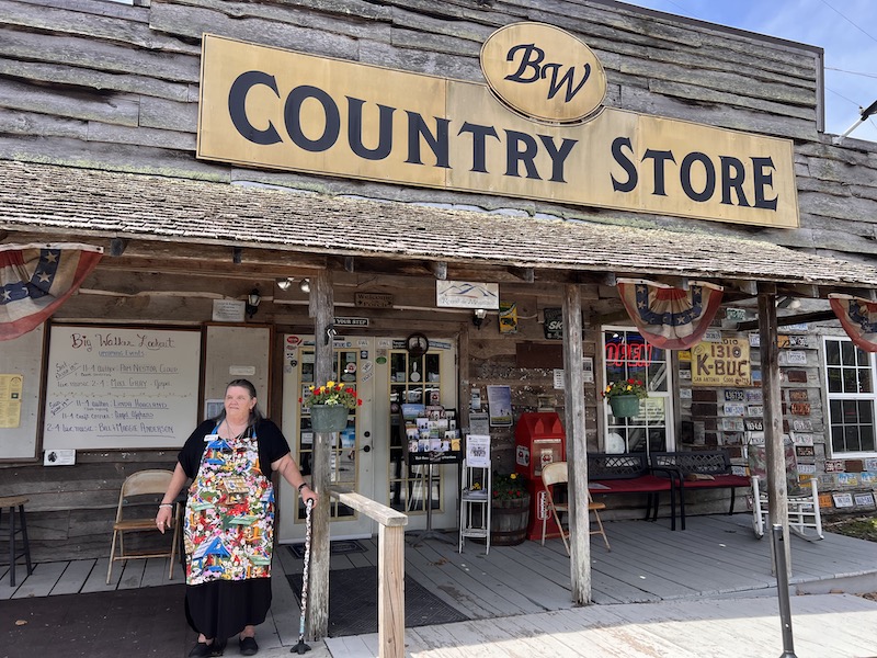 Big Walker Lookout Store