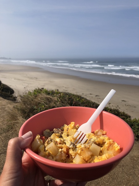 Breakfast at the Oregon Shore