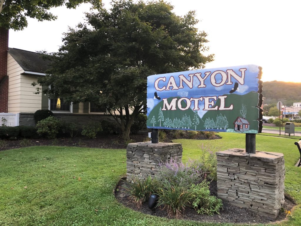 canyon motel is where you should stay when you visit Wellsboro PA