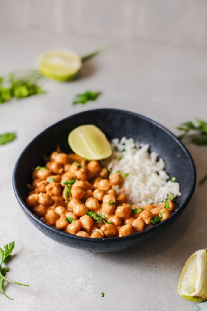 indian butter chickpeas