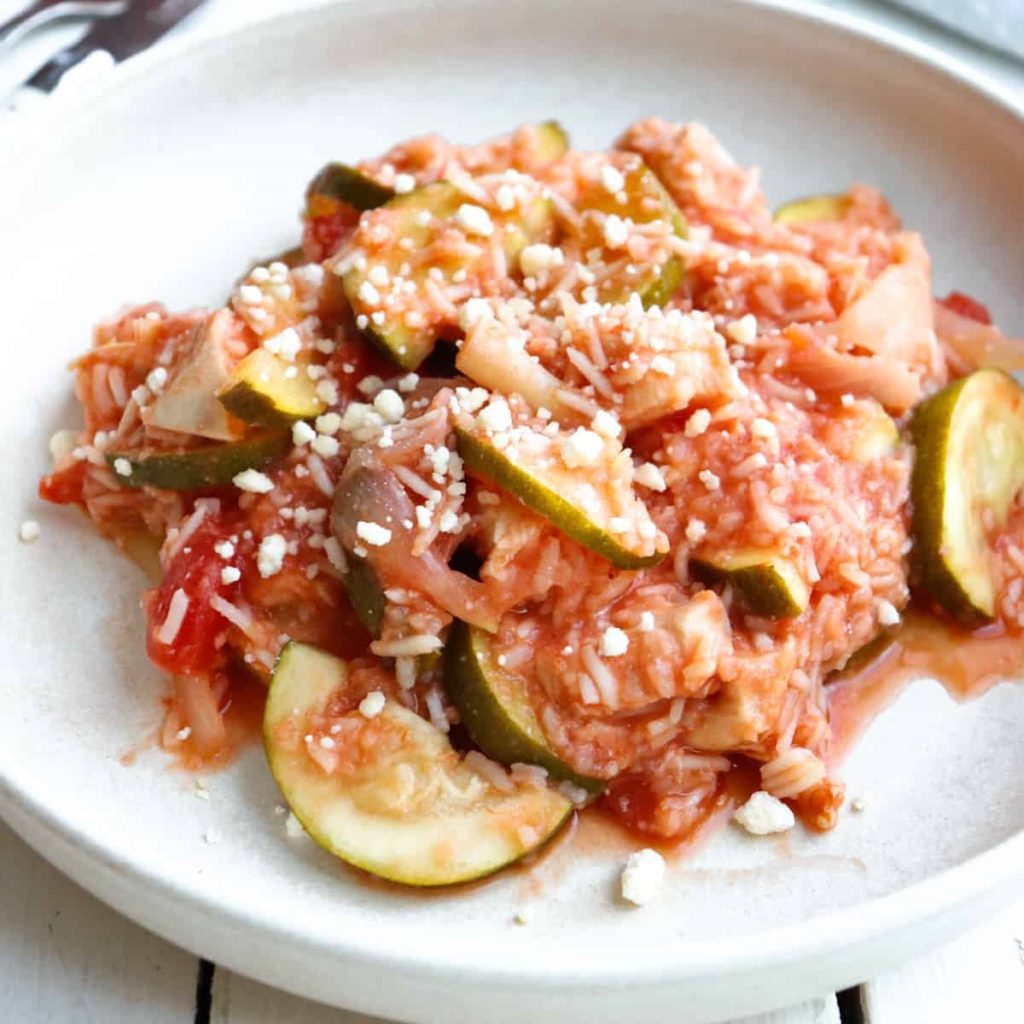 Crockpot Chicken And Rice With Tomatoes And Zucchini.
