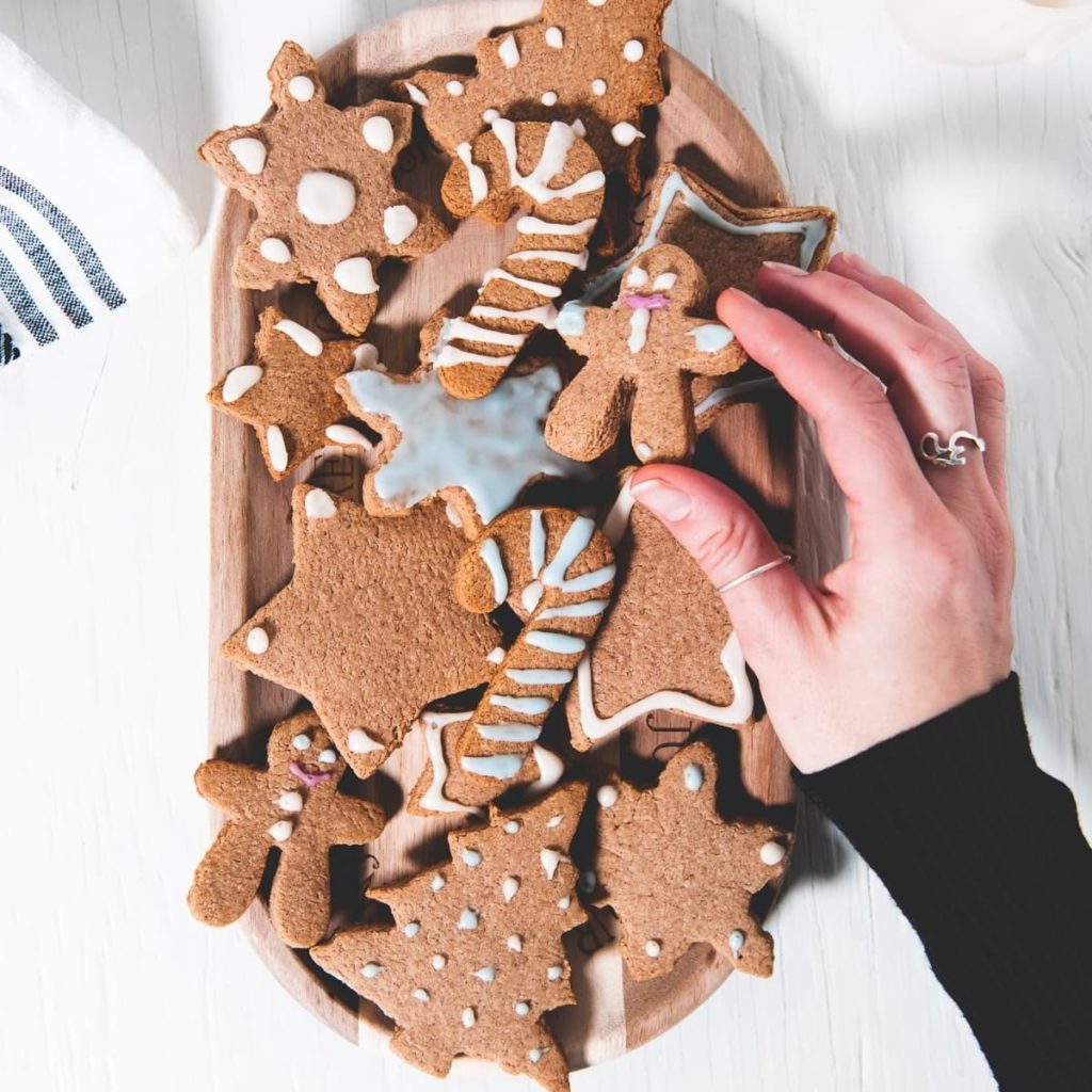 Crunchy GlutenFree Vegan Gingerbread Cookies.