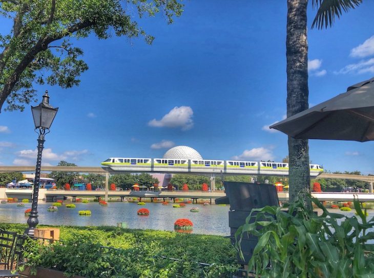 The monorail takes a turn through Epcot