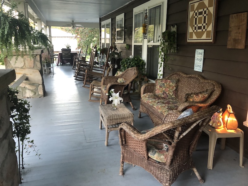 Front porch mentone inn