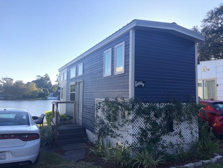 Galaxy Tiny House Orlando 17