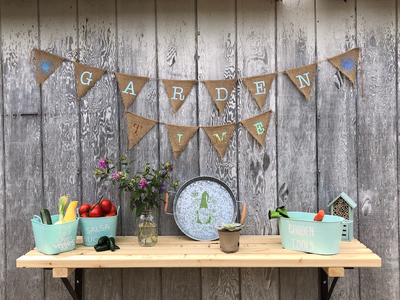 garden decor with cricut joy