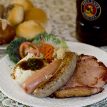 German-cuisine-in-Alpine-Helen