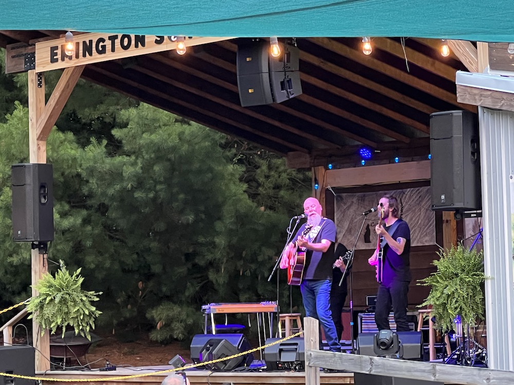Live Music Summer Nights at Coyote Crossing