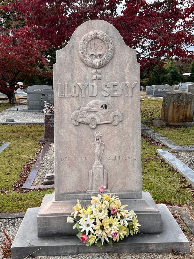 Lloyd Seay headstone at Dawsonville Cemetery - Racing History In Dawsonville