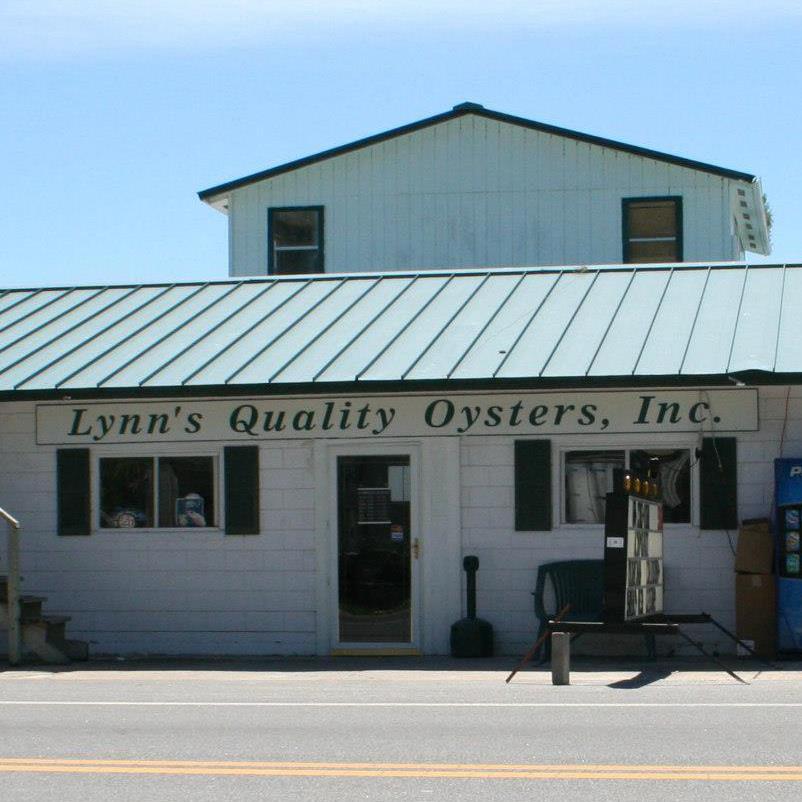 Lynn's Quality Oysters store front.