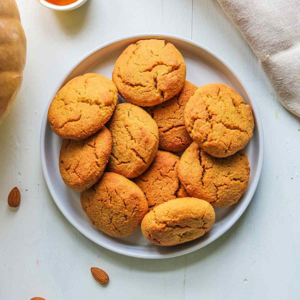 Pumpkin Almond Flour Cookies.