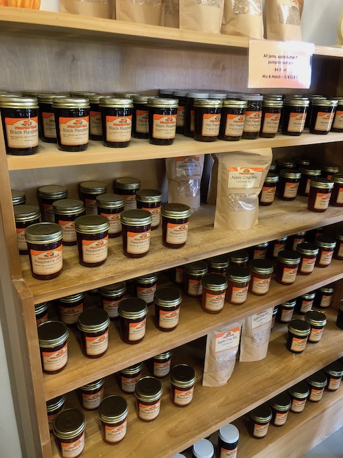 jars of jam are available at pumpkinville in western ny