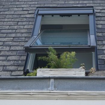 things to consider when replacing a roof