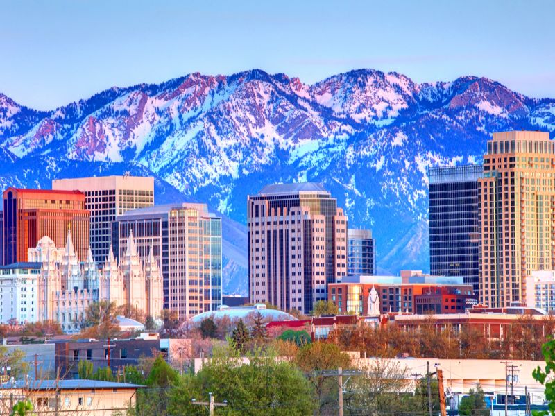 Downtown salt lake city with mountains in the background