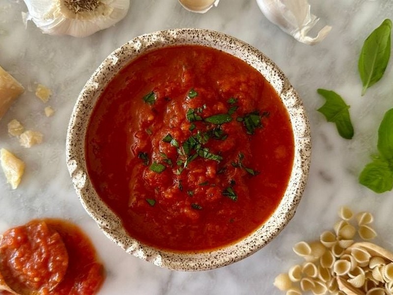 Slow Cooker Tomato Sauce.