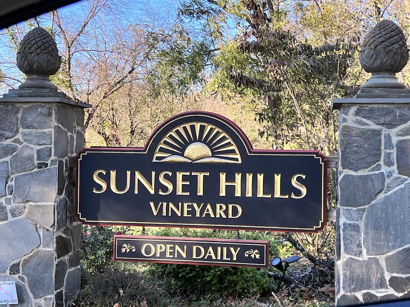 Sunset Hills Winery Sign