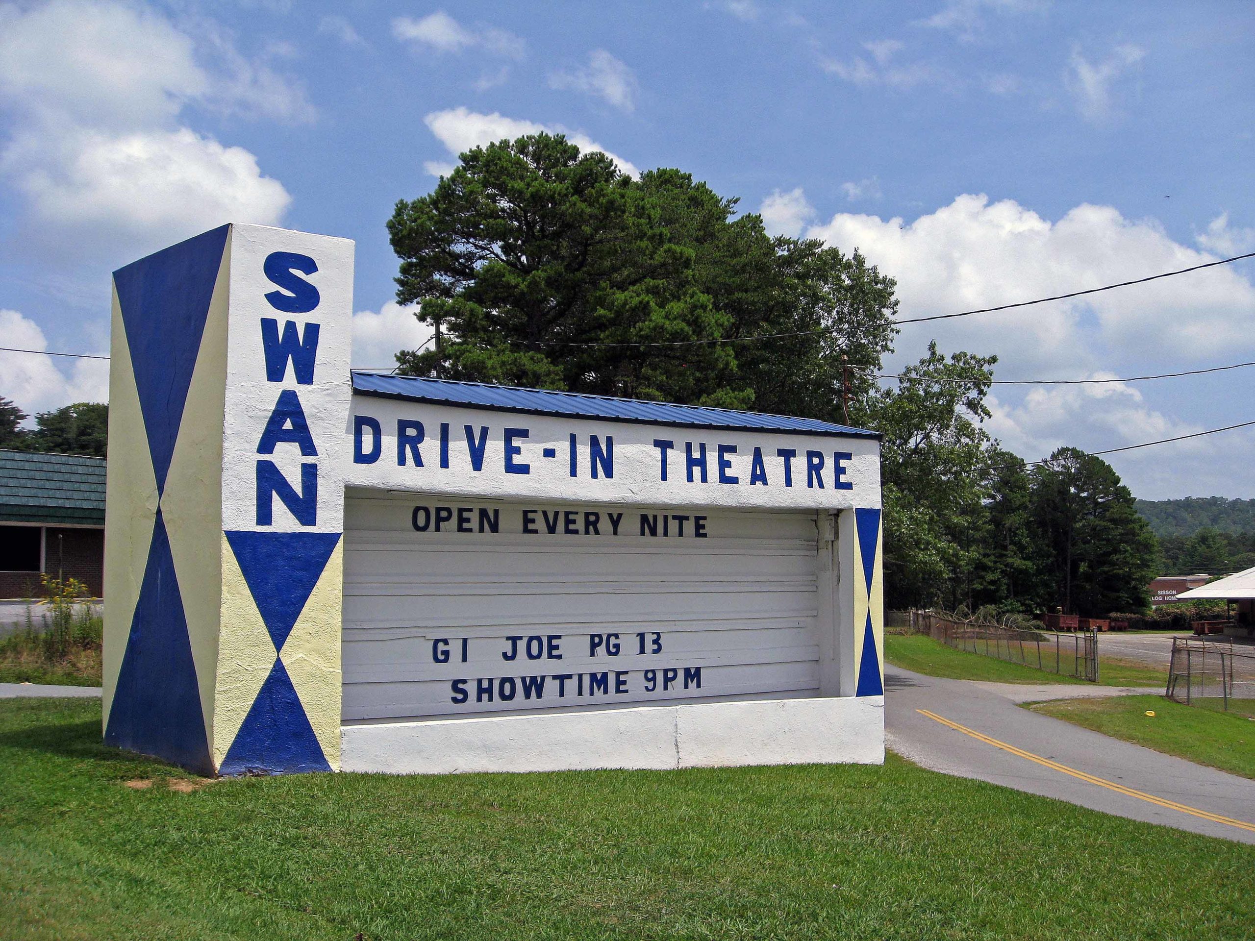 Swan Drive IN