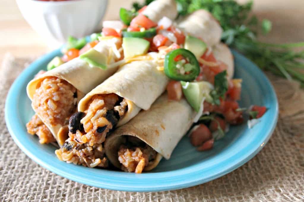 chicken and black bean taquitos