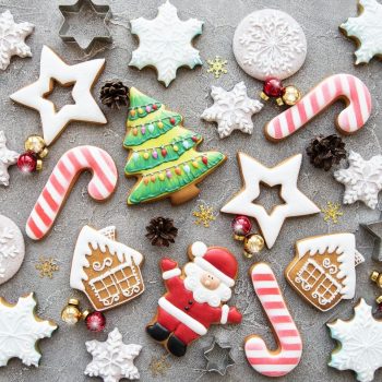 decorated christmas cookies