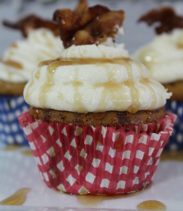 maple-bacon-cupcakes