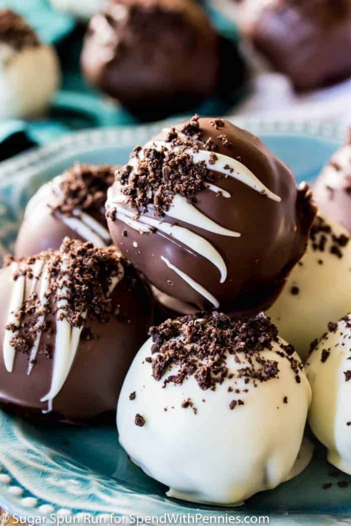 Photo of Oreo Truffles from SpendwithPennies.com