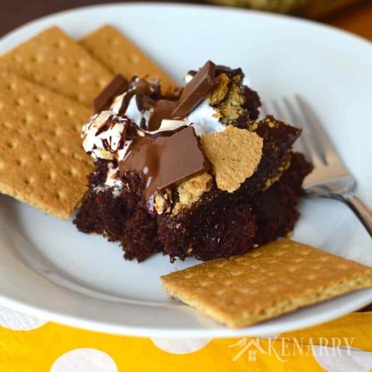 smores-chocolate-fudge-cake