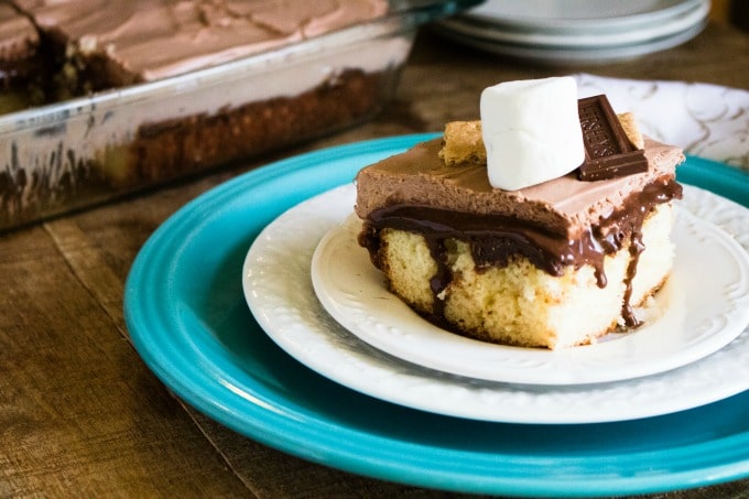 smores-poke-cake